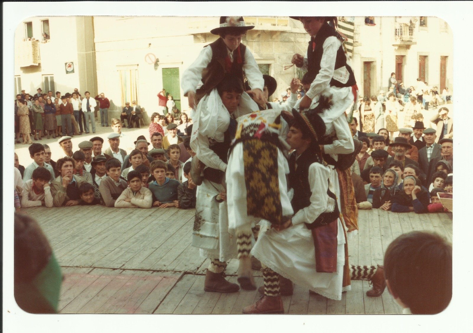 O grupo recomeça no Centro Cultural de Sendim, com o primeiro grupo infantil.